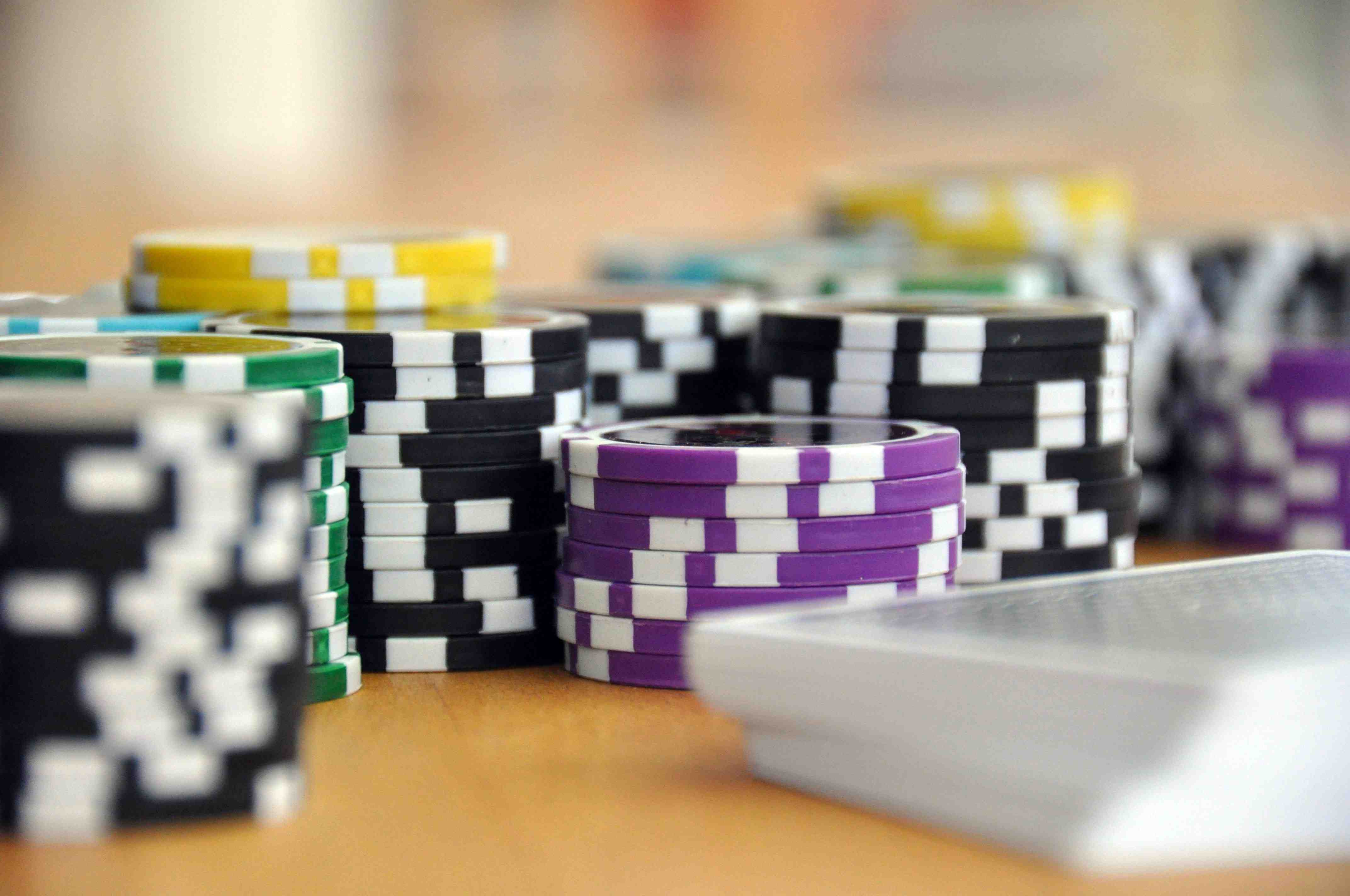 Mobile slot interface for adult casino-style browsing in Bangladesh